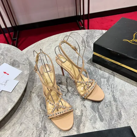 クリスチャン・ルブタン サンダル