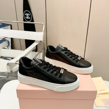 ミュウミュウ ビジネスシューズ