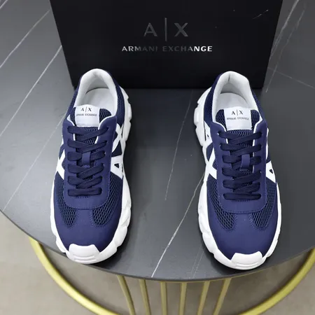 アルマーニ スニーカー