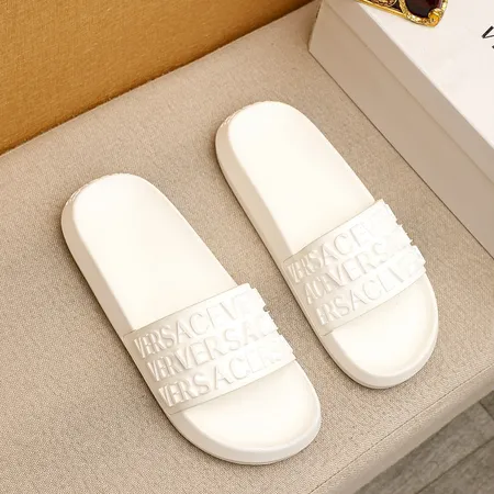 ヴェルサーチ スリッパ