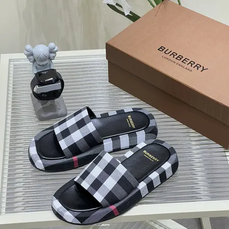 バーバリー ス スリッパ