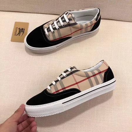 バーバリー ス カジュアルシューズ