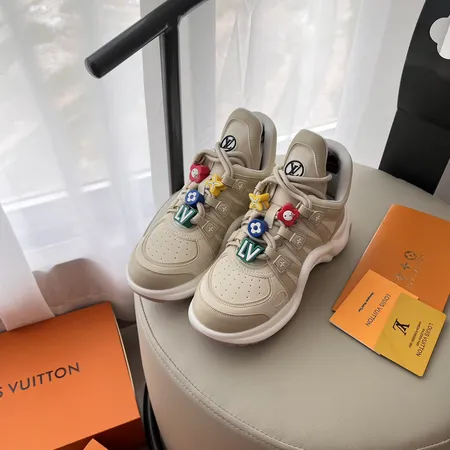 ルイヴィトン スニーカー