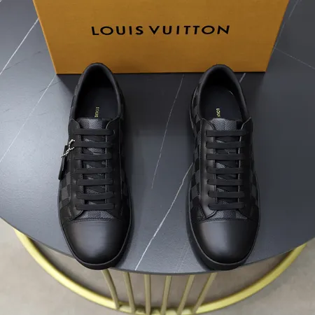 ルイヴィトン カジュアルシューズ