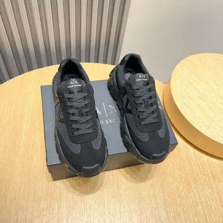 アルマーニ スニーカー