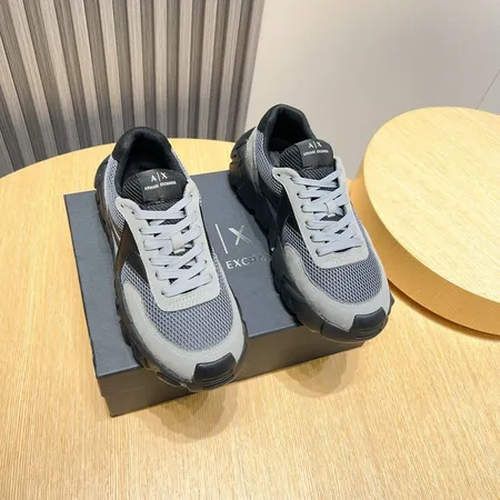 アルマーニ スニーカー