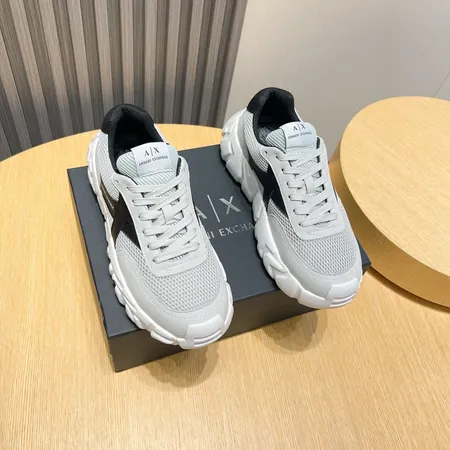 アルマーニ スニーカー