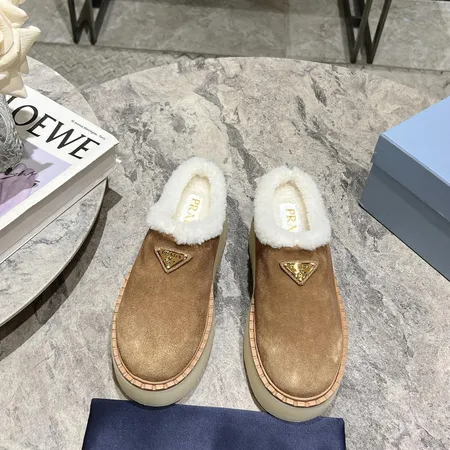 プラダ スリッパ