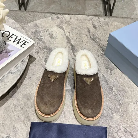 プラダ スリッパ