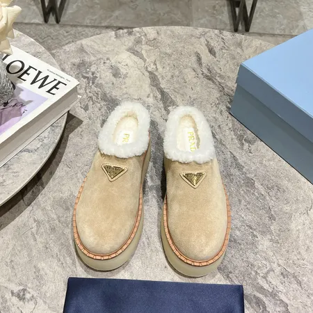 プラダ スリッパ