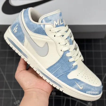 エアジョーダン スニーカー