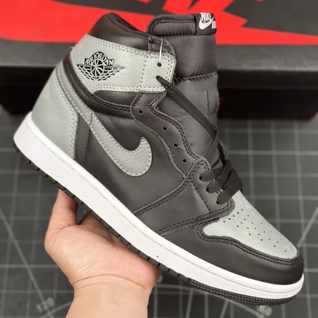 エアジョーダン スニーカー