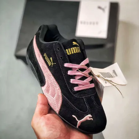 プーマ スニーカー