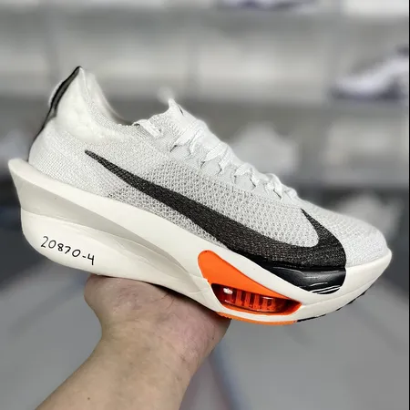 ナイキ スニーカー