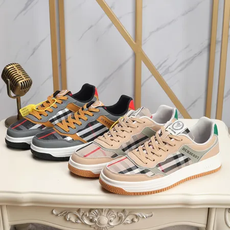 バーバリー ス カジュアルシューズ