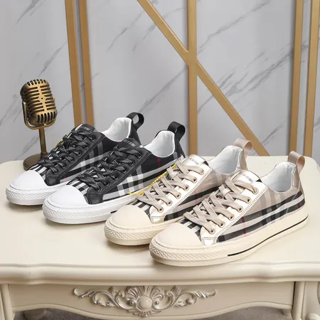 バーバリー ス カジュアルシューズ