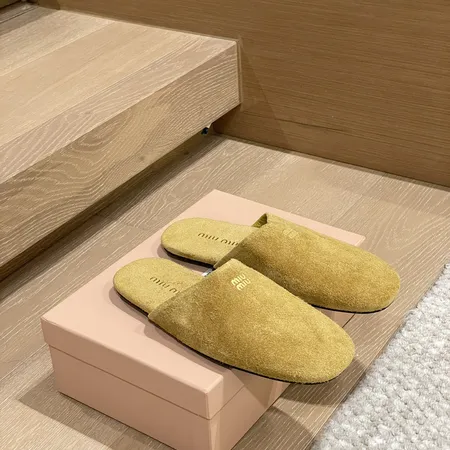 ミュウミュウ スリッパ