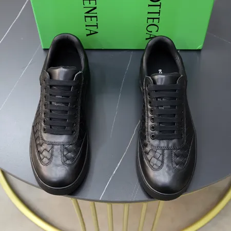 ボッテガ ヴェネタ カジュアルシューズ