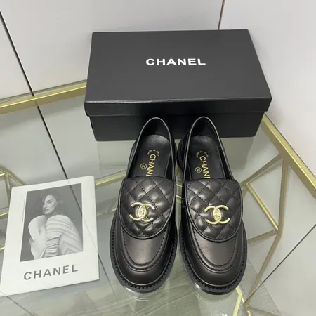 シャネル ビジネスシューズ