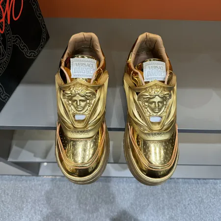 ヴェルサーチ カジュアルシューズ