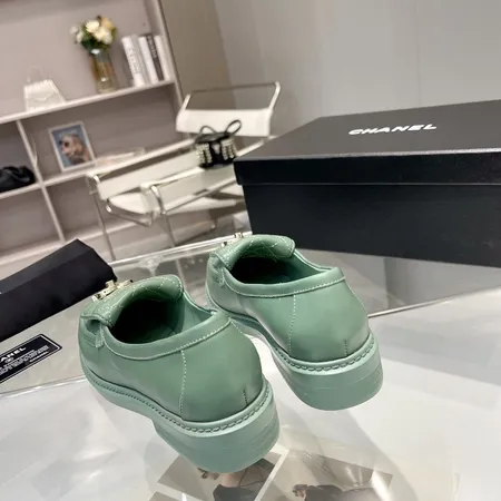 シャネル ビジネスシューズ