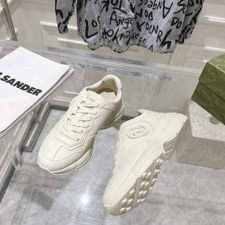 グッチ スニーカー