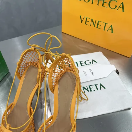 ボッテガ ヴェネタ サンダル