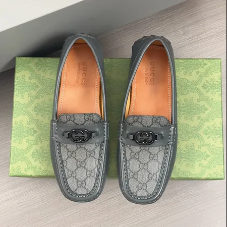 グッチ ビジネスシューズ