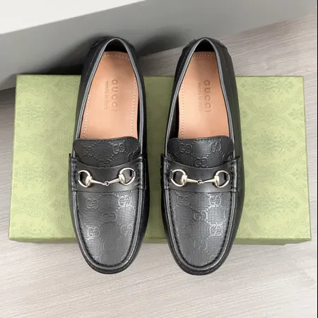 グッチ ビジネスシューズ