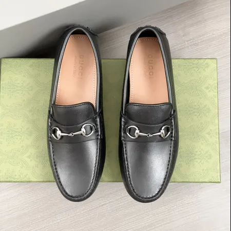 グッチ ビジネスシューズ