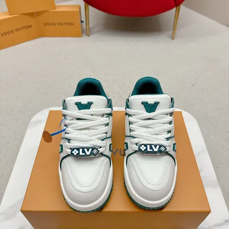 ルイヴィトン カジュアルシューズ