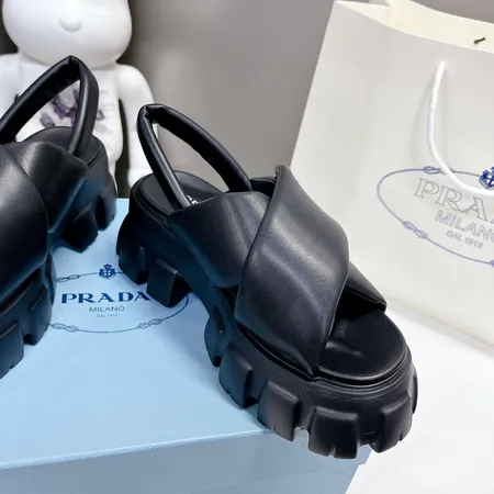 プラダ サンダル