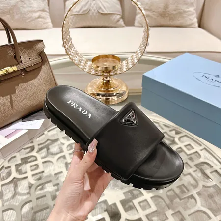プラダ スリッパ