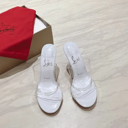 クリスチャン・ルブタン サンダル