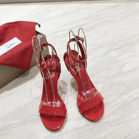 クリスチャン・ルブタン サンダル