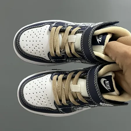 エアジョーダン カジュアルシューズ