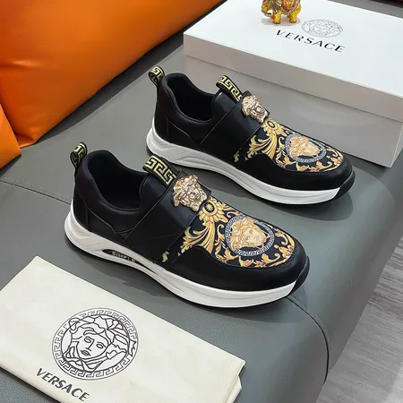 ヴェルサーチ カジュアルシューズ