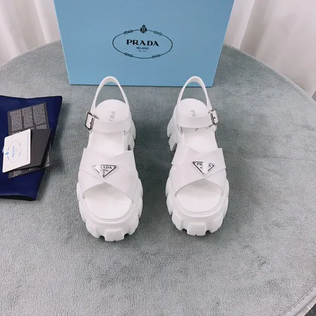 プラダ サンダル