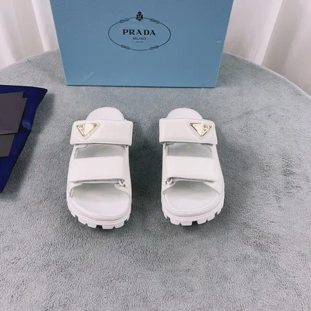 プラダ スリッパ