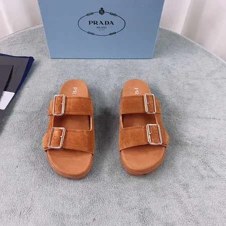 プラダ スリッパ