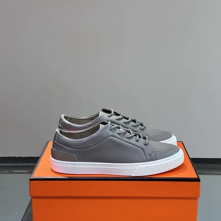 エルメス カジュアルシューズ