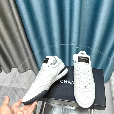 シャネル スニーカー