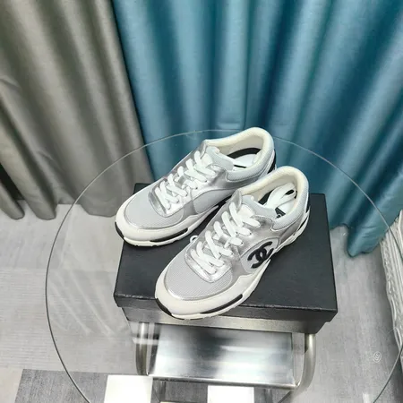 シャネル スニーカー