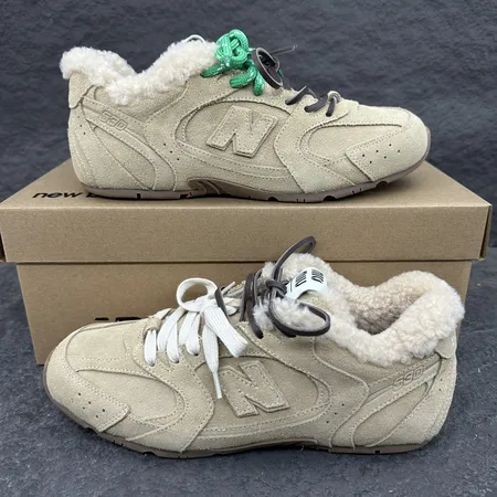 ミュウミュウ カジュアルシューズ