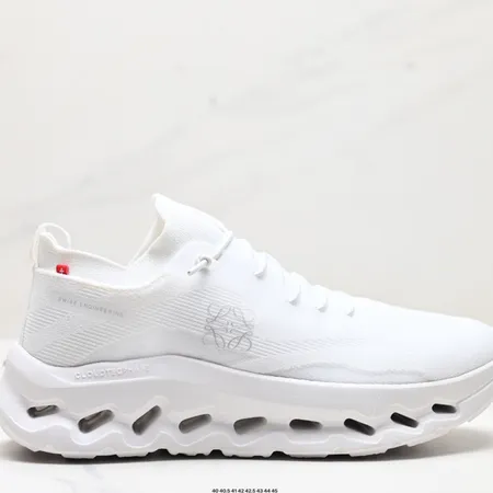 ロエベ スニーカー