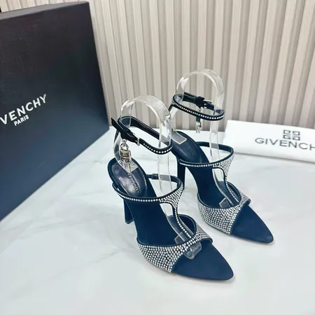 ジバンシィ サンダル