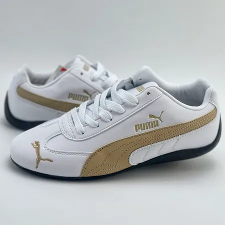 プーマ スニーカー