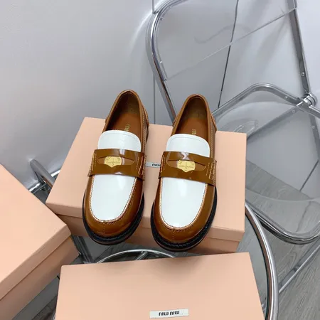 ミュウミュウ ビジネスシューズ