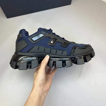 プラダ スニーカー