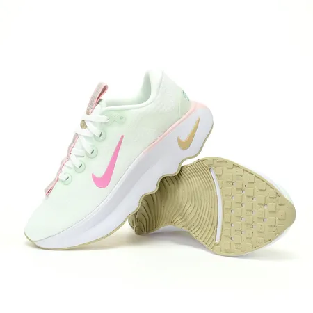 ナイキ スニーカー